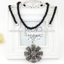 Heiße Verkauf Halskette 2014 schwarze wulstige Halskette mit Glück Glück Blumen Anhänger Anhänger